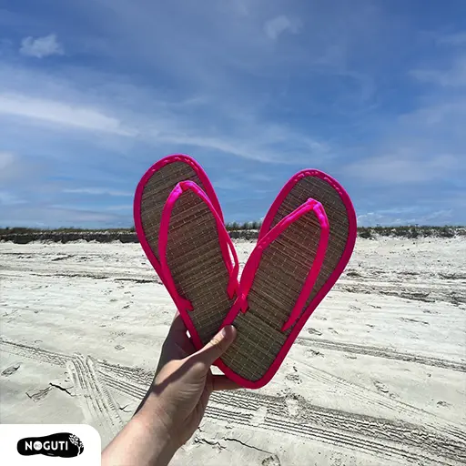 Chinelos de Palha de várias cores e estampas