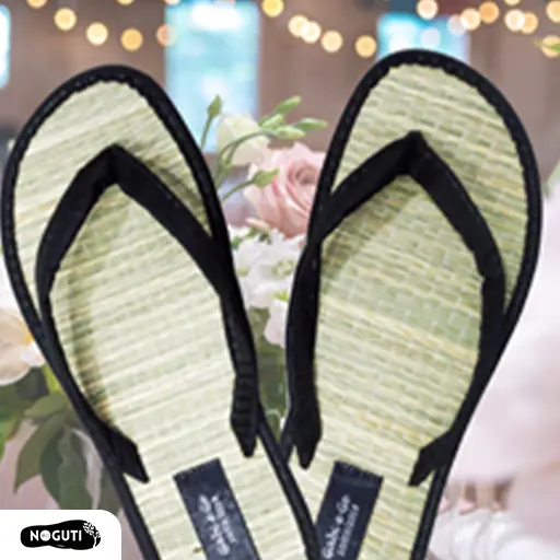 Encomendar pantufas de palha